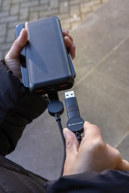 Logotrade Werbeartikel das Foto: Oakland RCS rKunststoff 1,2m 6-in-1 Fast-Charging 45W Kabel