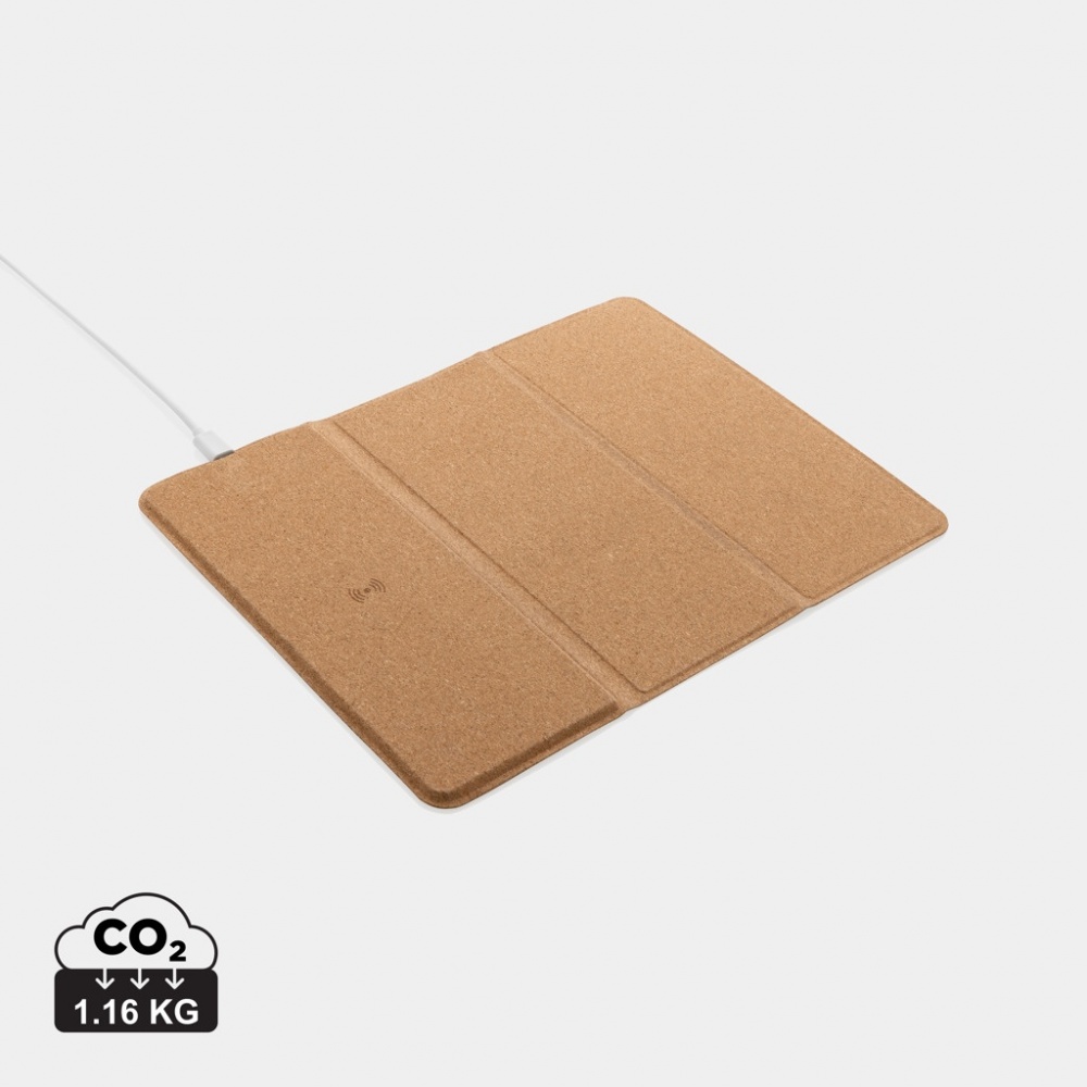 Logotrade Geschäftsgeschenke das Foto: Wireless 10W Kork-Mauspad mit Ladefunktion und Ständer