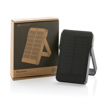 Logotrade Werbegeschenke das Foto: Skywave 5000mah Solar Powerbank, 10W Wireless aus rPlastik