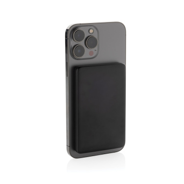 Logotrade Logogeschenke das Foto: Orion 5.000mAh 5W magnetische Powerbank aus RCS rec. Alu