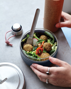 Logotrade werbemittel das Foto: Black+Blum Glass Lunch Bowl 750ml