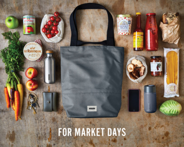 Logotrade Logogeschenke das Foto: Black+Blum isolierte 16L Trage- & Kühltasche