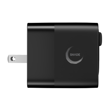 Logotrade Werbeartikel das Foto: Urban Vitamin Mendocino 65W GaN-Charger mit einziehb. Kabel