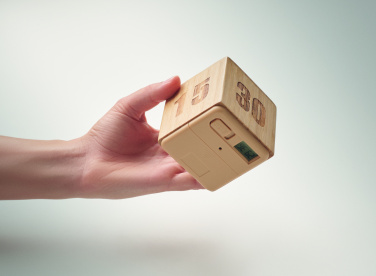 Logotrade werbemittel das Foto: Zeitwürfel Bambus