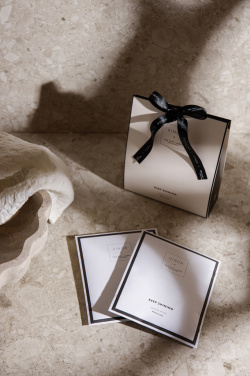Logotrade werbemittel das Foto: VINGA x TGL Duftsachet