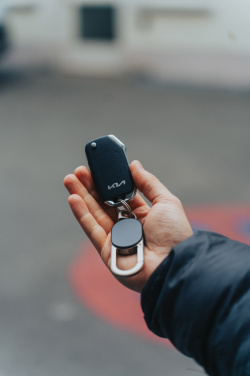 Logotrade Werbegeschenke das Foto: Keyfinder Dual Schlüsselanhänger mit weltweiter Ortung