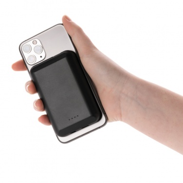 Logotrade promotional merchandise photo of: Magnetic 5.000 mAh 5W wireless powerbank