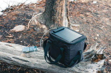 Logo trade promotional products image of: Pedro AWARE™ RPET deluxe cooler bag with 5W solar panel