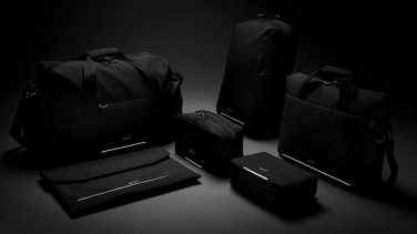 Logo trade advertising products picture of: Swiss Peak AWARE™ RFID and USB A laptop backpack