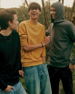 Logotrade corporate gifts photo of: Iqoniq Etosha lightweight recycled cotton crew neck