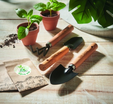 Logo trade promotional merchandise photo of: 3 garden tools  in RPET pouch