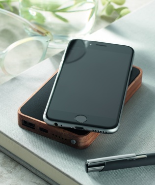 Logotrade promotional giveaway picture of: Wireless 4000 mAh Power bank