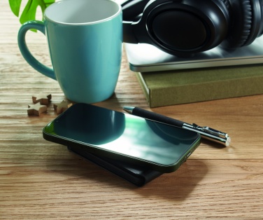 Logo trade promotional items image of: Foldable magnetic charger 15W