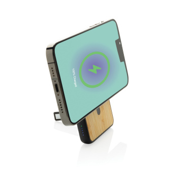 Logotrade promotional giveaway picture of: Zen RCS rplastic 5000 mah 5W magnetic bamboo powerbank