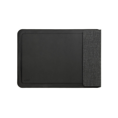 Logo trade corporate gift photo of: Swiss Peak 15W magnetic charging laptop sleeve 14-15,6"