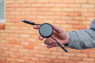 Logo trade reklaamkingid foto: Terra RCS taaskasutatud alumiiniumist sissetõmmatav 6-ühes kaabel