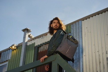 Logotrade reklaamkingituse foto: Urban vargusvastane lõikekindel seljakott