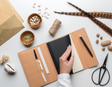 Logo trade firmakingi pilt: A5 Deluxe magnetkinnisega märkmik