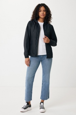 Logotrade ärikingitused pilt: Iqoniq Logani taaskasutatud polüestrist tuulejope