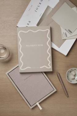 Logotrade firmakingi foto: VINGA Thanksfulness GRS taaskasutatud paberist päevik-märkmik