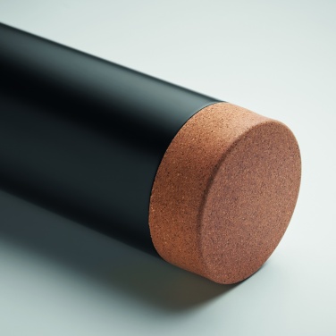 Logotrade firmakingitused pilt: Kaheseinaline pudel 500ml