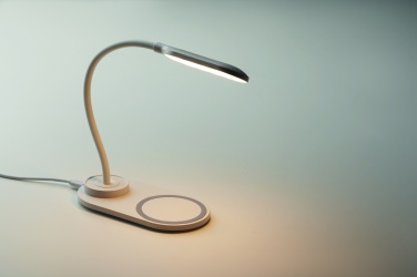 Logo trade firmakingid foto: Lauavalgusti ja laadija 10W