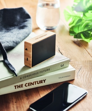 Logotrade reklaamtoote foto: Päikesebambusest juhtmevaba kõlar