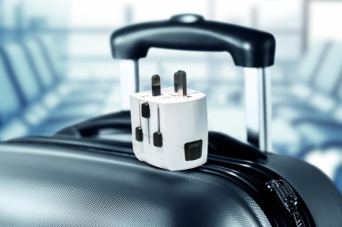 Logotrade meene foto: PRO Light 2x USB. 3-poolne