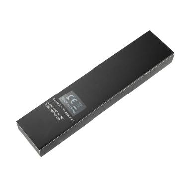 Logotrade firmakingituse foto: Kolm ühes kaabel valgustatud logoga Pierre Cardin