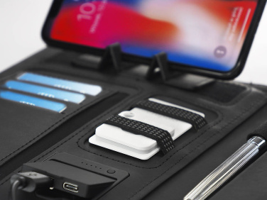 Logotrade ärikingi foto: HERMANO akupank Organizer 54713000