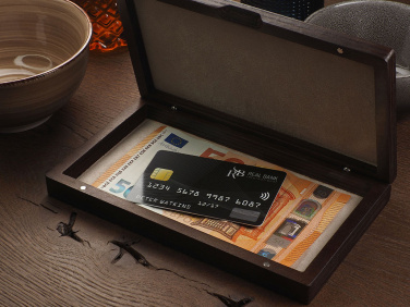 Logo trade firmakingitused foto: Puidust arvelduskarp 1816121