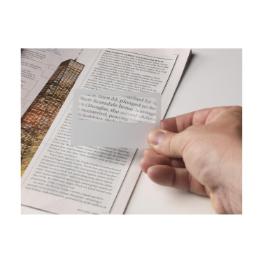 Logo trade firmakingi pilt: Loupe krediitkaardikujuline suurendusklaas