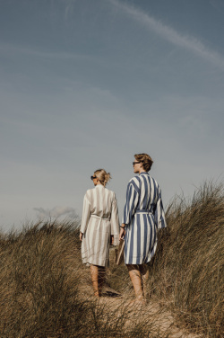 Logotrade ärikingituse foto: VINGA Ornos GRS hommikumantel L/XL