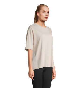 Logotrade meene foto: BOXY WOMEN OVERSIZE T-SÄRK
