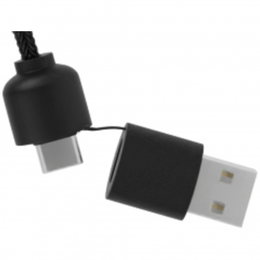 Logotrade mainoslahjat ja liikelahjat tuotekuva: SCX.design C37 5-in-1 RPET-latauskaapeli pyöreällä puukotelolla, jossa valotehostettu logo