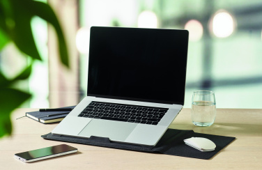 Logotrade mainoslahja ja liikelahja kuva: 16" tietokoneen suoja huopaa