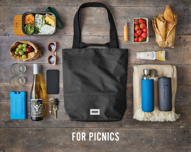 Logotrade mainoslahja tuotekuva: Black+Blum 16 L eristetty kauppa-/retkilaukku