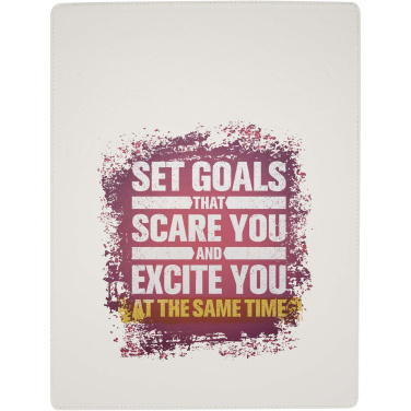 Logo trade mainostuotet tuotekuva: Clast A4-kokoinen kirjoitusalusta magneettisulkijalla ja RCS-kierrätetyllä kuulakärkikynällä (musta muste)