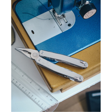 Logotrade reklaminės dovanos nuotrauka: SwissTool Spirit X - 25 įrankiai Victorinox