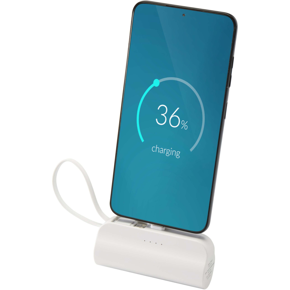 Logotrade reklaminės dovanos nuotrauka: „Alnair“ 5000 mAh 10 W perdirbto plastiko C tipo išorinė baterija su integruotu atlenkiamu stovu ir 2 viename laidu
