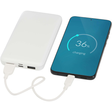 Logotrade dovana nuotrauka: „Intan“ 10 000 mAh 10 W perdirbto plastiko išorinė baterija