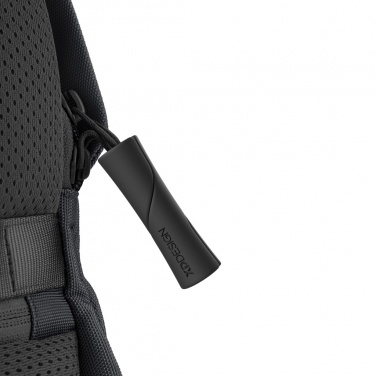 Logotrade korporatīvās dāvanas foto: Bobby Mīksta, pretaizdzīšanas mugursoma