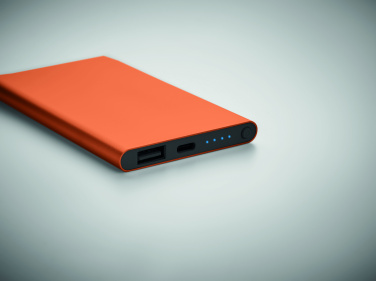Logotrade biznesa dāvanas foto: 4000 mAh Power Bank Type C