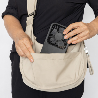 Logotrade ziemassvētku dāvanas foto: Aervina RCS pārstrādātas plastmasas uzlādējams galda ventilators