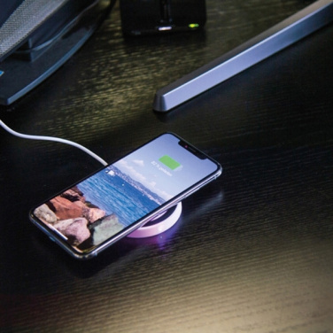 Логотрейд pекламные подарки картинка: Индукционное зарядное устройство KARTHAGO