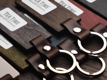 Лого трейд pекламные cувениры фото: Деревянный брелок для ключей 1853121