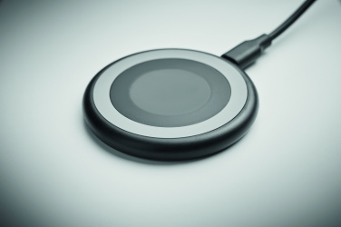 Логотрейд pекламные продукты картинка: 3 in 1 wireless charger 15W