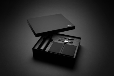 Лого трейд pекламные продукты фото: Роскошный подарочный набор Swiss Peak RCS для бизнеса с бутылкой для воды