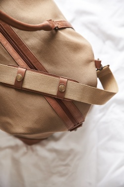 Logotrade profilreklam bild: VINGA Sloane weekendbag RCS återvunnen polyester