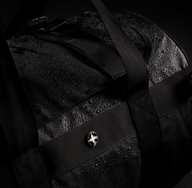 Logotrade profilprodukter bild: Swiss Peak RFID sport duffle & ryggsäck